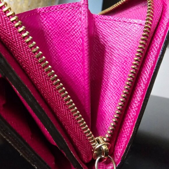 PRISTINE  RARE Limited Edition Authentic Louis Vuitton Perforated Wallet - Picture 11 of 13